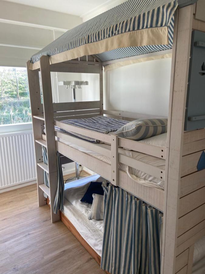 Family Bungalow With Garden For 6-8 People 卡德赞德-班得 外观 照片